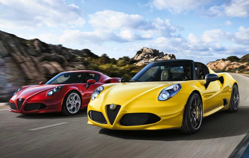 01_Alfa_Romeo_4C_Spider_Coupe_2015